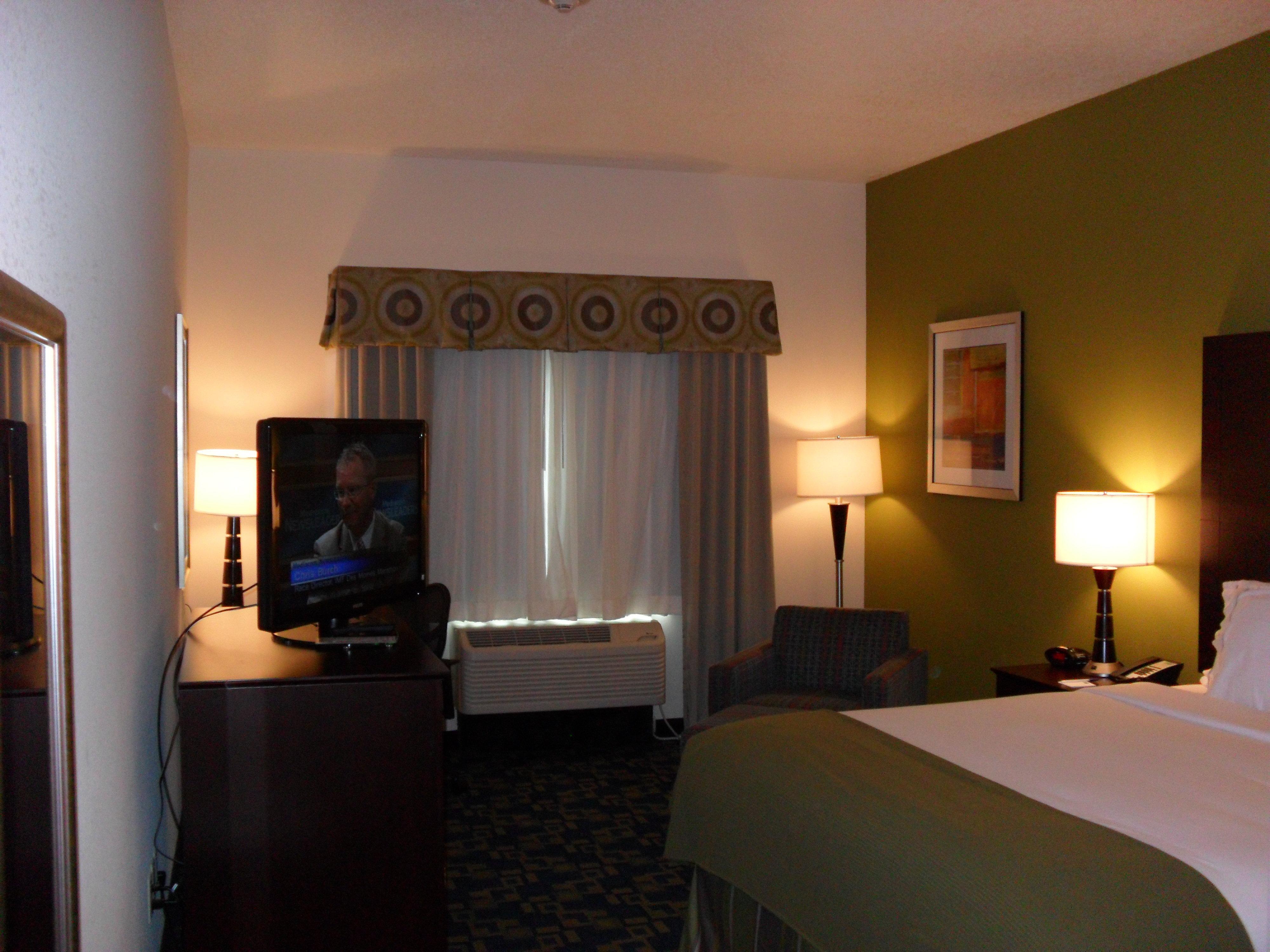 Holiday Inn Express And Suites Urbandale Des Moines, An Ihg Hotel Zimmer foto